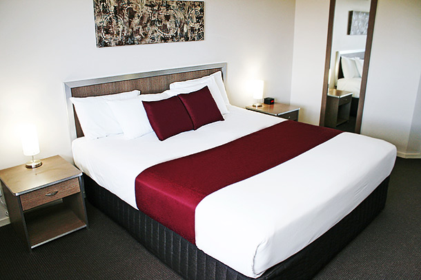 Executive Queen Room - Accommodation Hillcrest - Johnson Road Motel